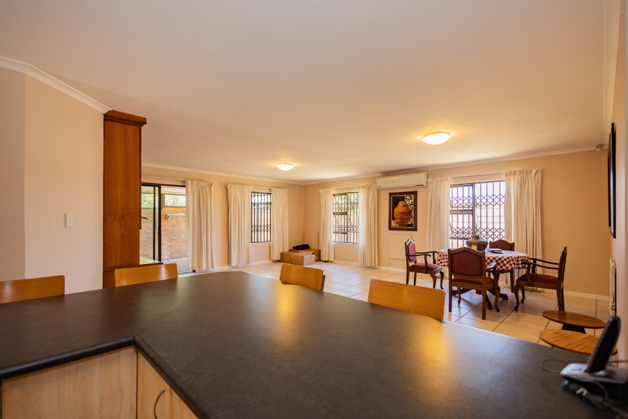 3 Bedroom Property for Sale in Tara Western Cape